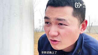 天美传媒华语AV品牌新作-亲兄弟搞弟媳 老婆背着我做了两年大哥胯下骚货