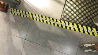笑容灿烂的妹子 水润BB 阴毛有形像一棵大树 !