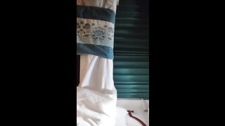 【西门探花】1000约上门兼职少妇，口活技术一流，风骚淫荡配合默契相当温柔，激情啪啪浪叫不断好刺激